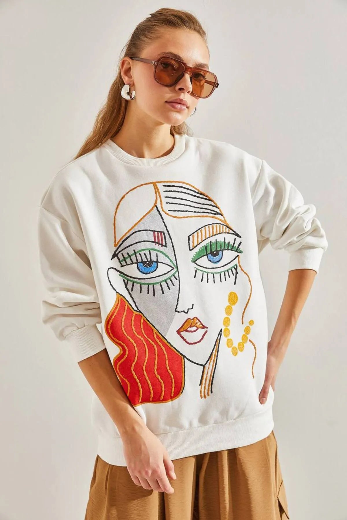 Thread Raised Print Crewneck Sweatshirt