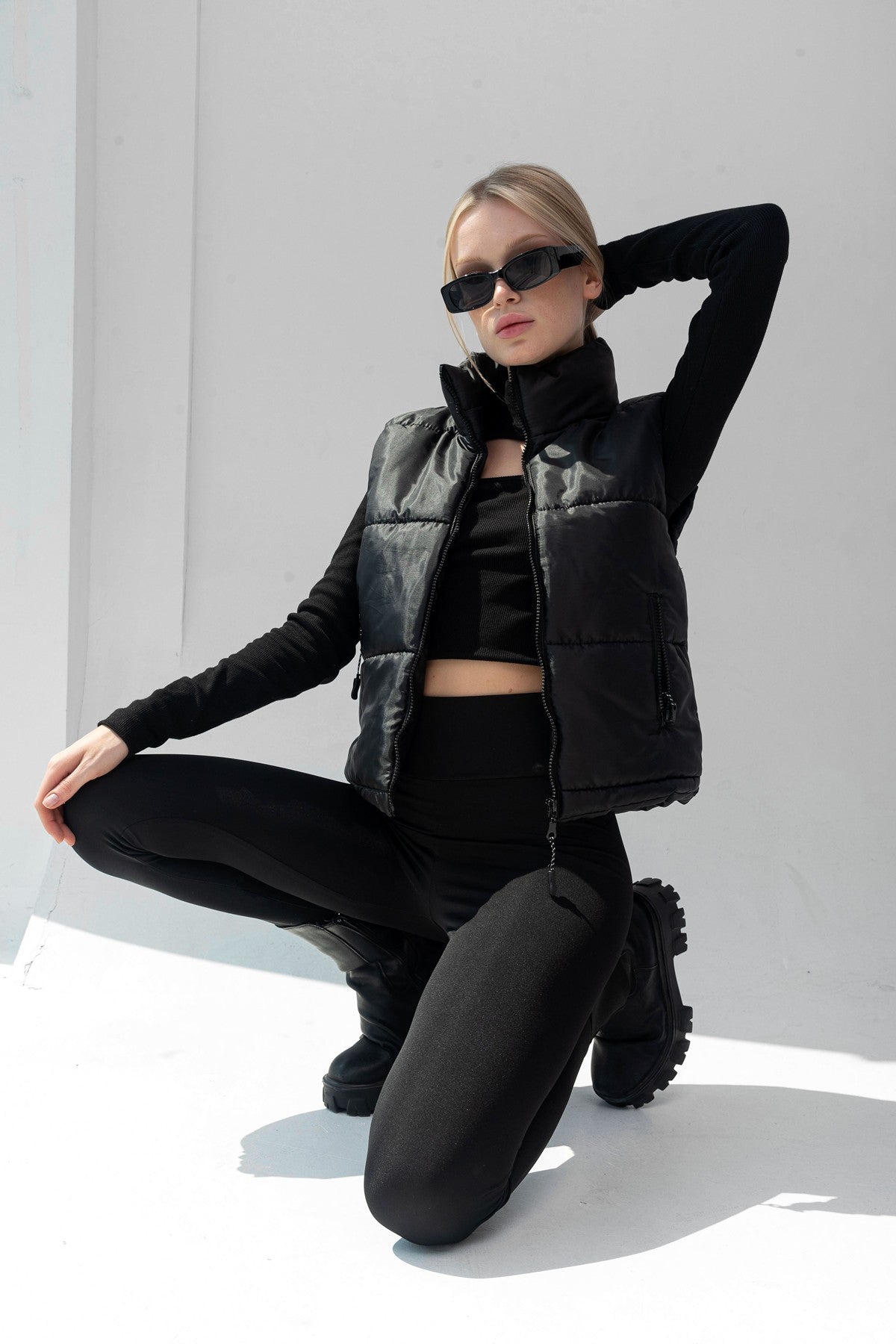 Extra High Waist Black Leggings